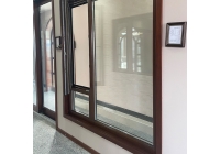 黑龙江耐火铝包木门窗的特点是节能、环保、隔音、抗风沙！