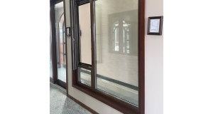 黑龙江耐火铝包木门窗的特点是节能、环保、隔音、抗风沙！